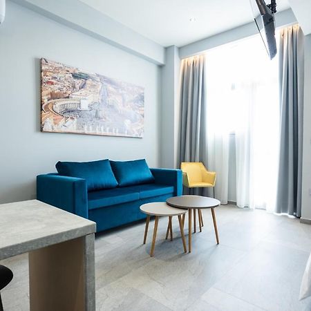 Aristotelous Downtown Suites Tesalonika Bagian luar foto