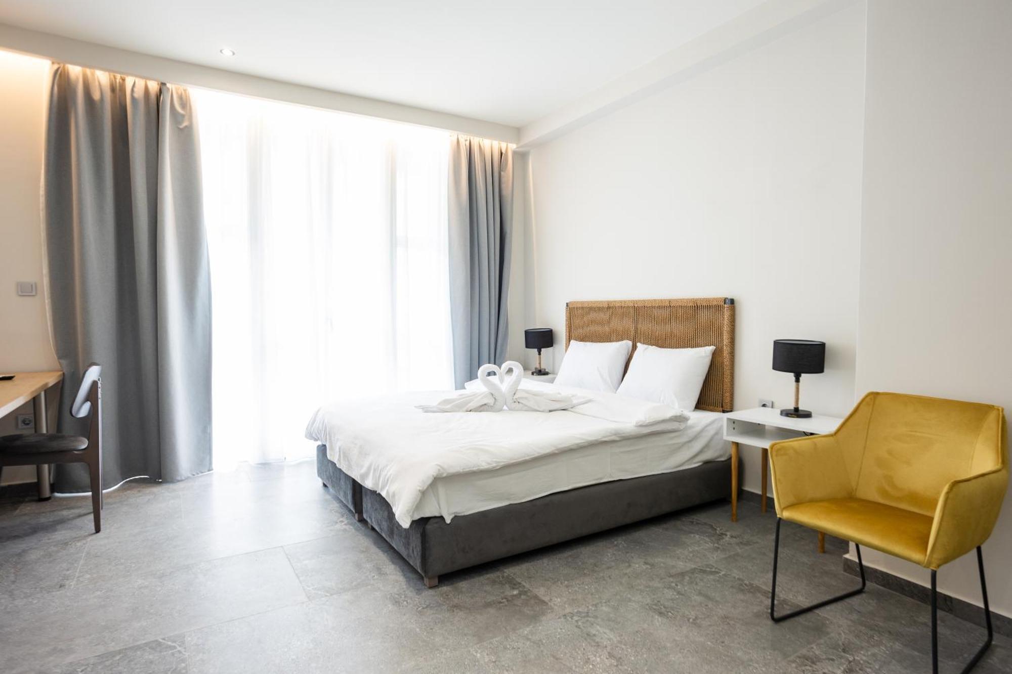 Aristotelous Downtown Suites Tesalonika Bagian luar foto