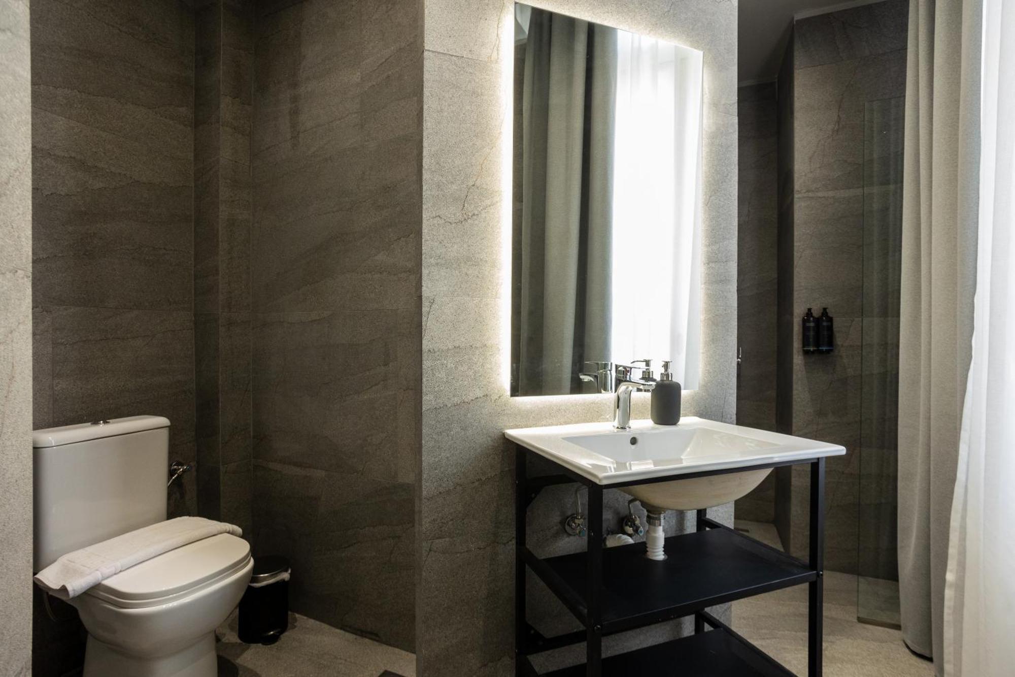 Aristotelous Downtown Suites Tesalonika Bagian luar foto